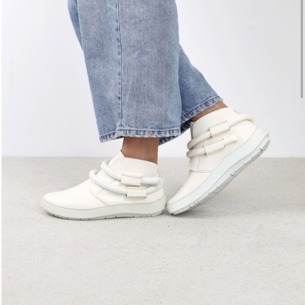 Trippen Dew f White WAW Leather Wrap Boots Swan Sole Size 36 (US 6) Germany
